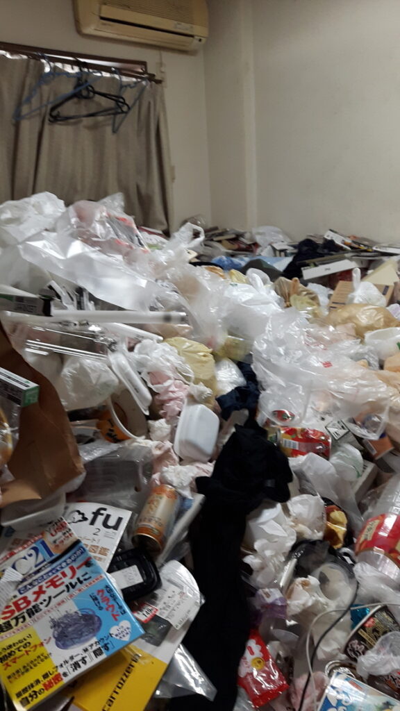 群馬県のゴミ屋敷の様子